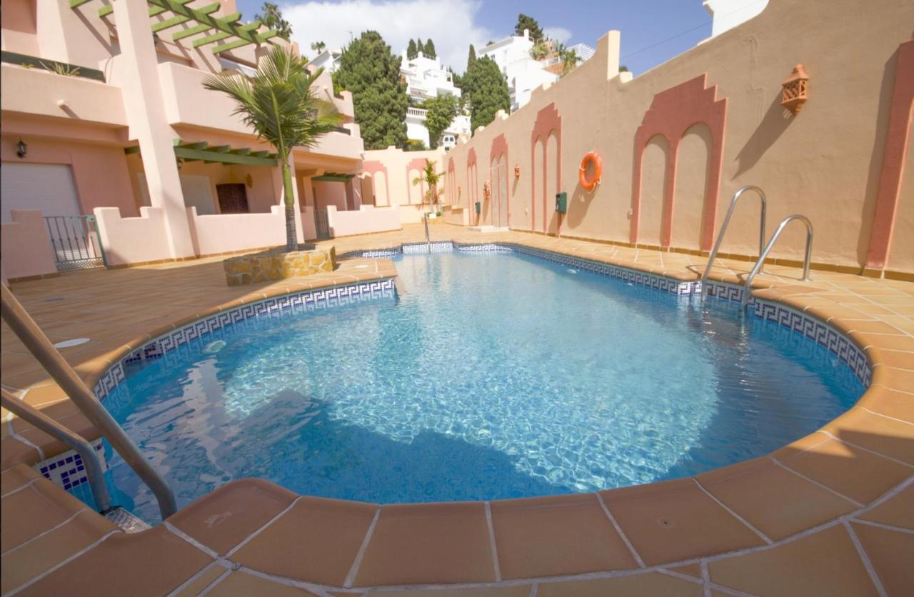 Albi B&B Burriana Beach Nerja Εξωτερικό φωτογραφία