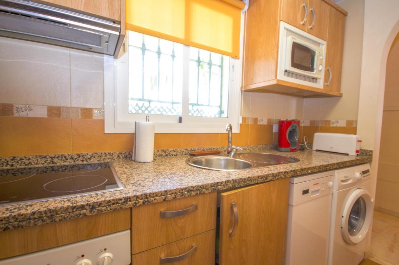 Albi B&B Burriana Beach Nerja Εξωτερικό φωτογραφία